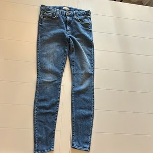 Mother jeans the looker size 27